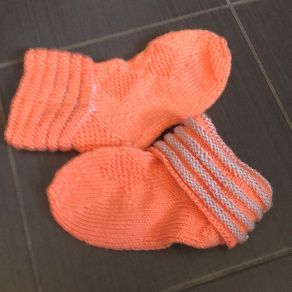 🧦Handmade Knit Socks/Slippers - Picture 2 of 2